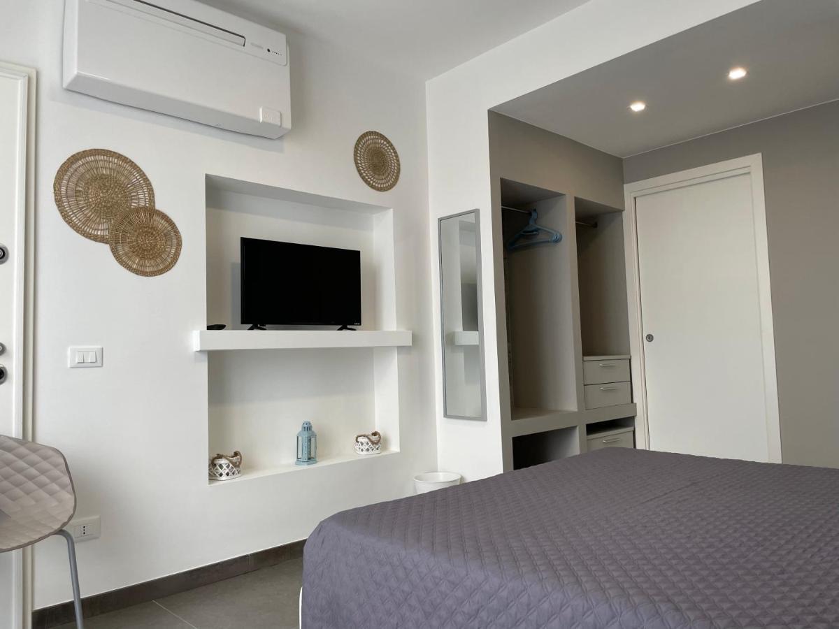 Cala Azzurra Macari Bed And Breakfast And Holidays House 외부 사진