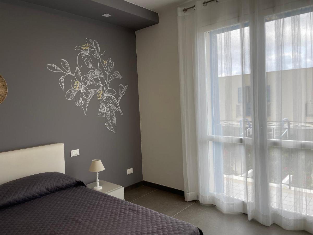 Cala Azzurra Macari Bed And Breakfast And Holidays House 외부 사진